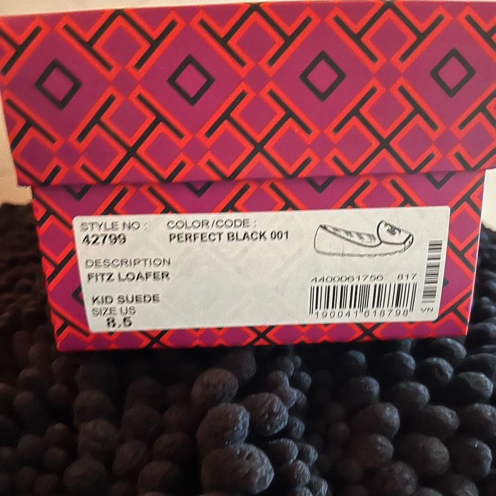 Tory Burch black Loafer
